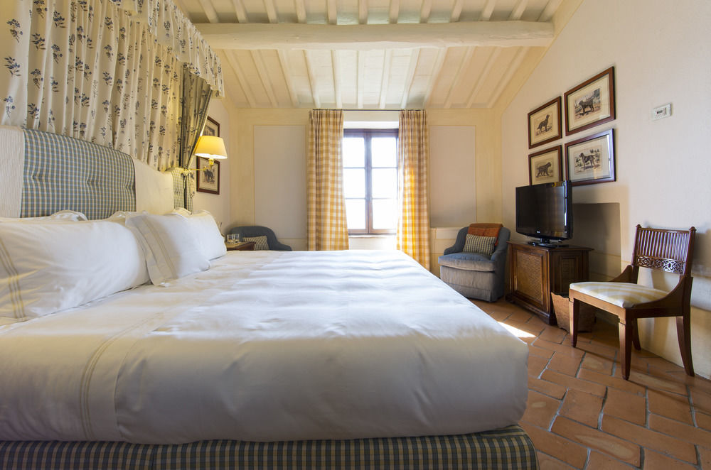 Castello Banfi - Il Borgo - Relais Et Chateaux Poggio alle Mura Ngoại thất bức ảnh