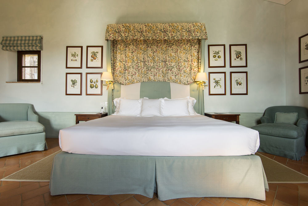 Castello Banfi - Il Borgo - Relais Et Chateaux Poggio alle Mura Ngoại thất bức ảnh