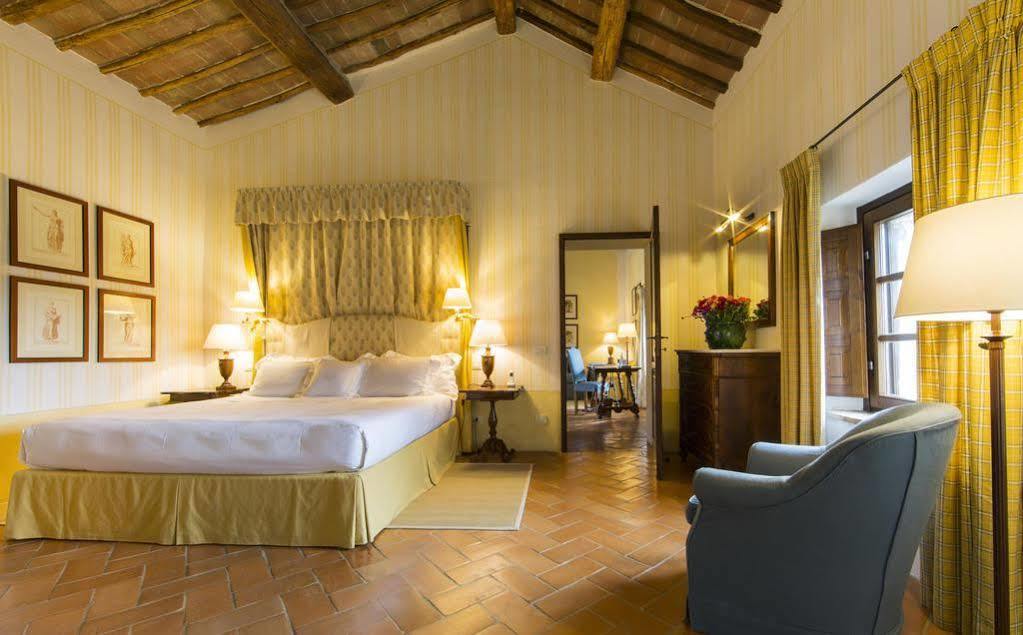 Castello Banfi - Il Borgo - Relais Et Chateaux Poggio alle Mura Ngoại thất bức ảnh