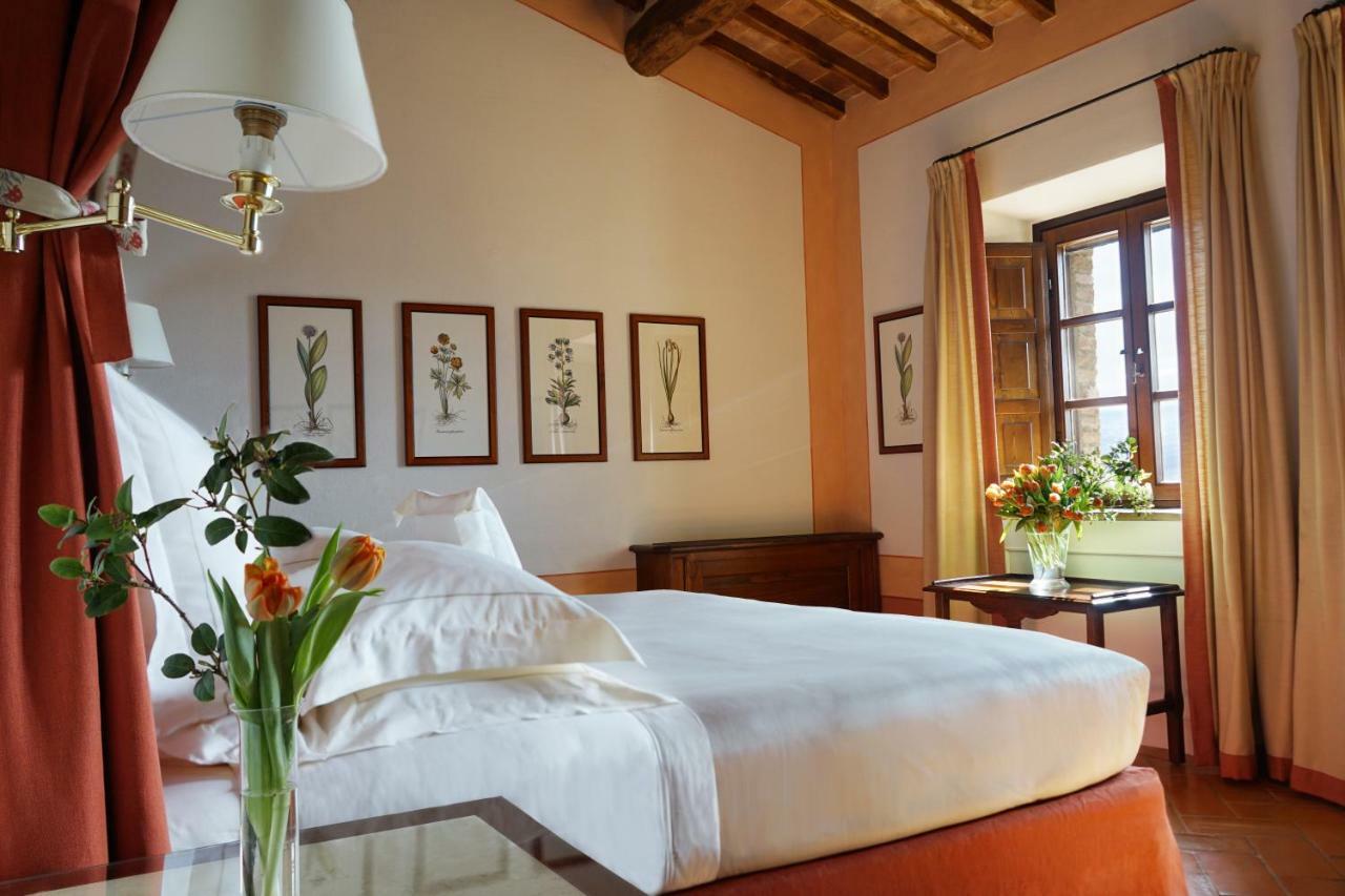 Castello Banfi - Il Borgo - Relais Et Chateaux Hotel Poggio alle Mura Ngoại thất bức ảnh